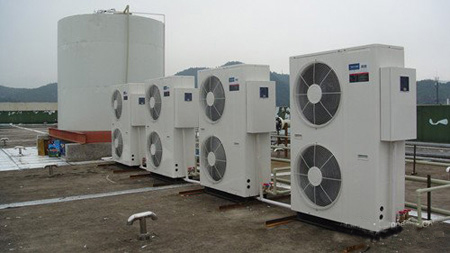 美國博浪空氣能熱泵節能奇跡：中國***大的室外造浪泳池加熱恒溫工程